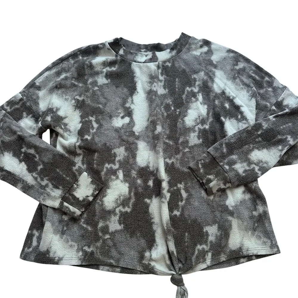Black Tie-Dye Long Sleeve Love Fire Sweater - Large